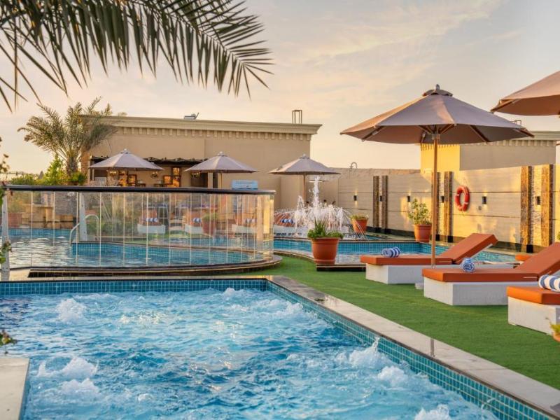 La Zona Continental Hotel