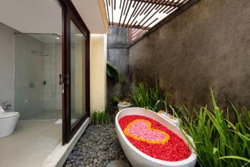 Отель Canggu Circle Villa by iNi Vie Hospitality Индонезия, Кута, фото 21