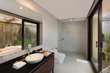 Отель Canggu Circle Villa by iNi Vie Hospitality Индонезия, Кута, фото 6