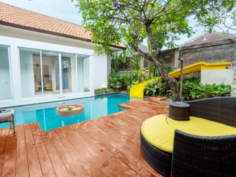 La Mira Villa Seminyak