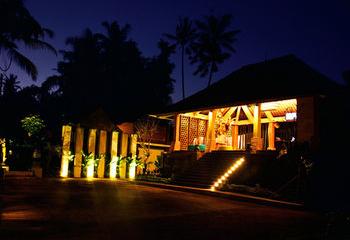 Отель Fullmoon Villa Ubud Индонезия, о Бали, фото 1