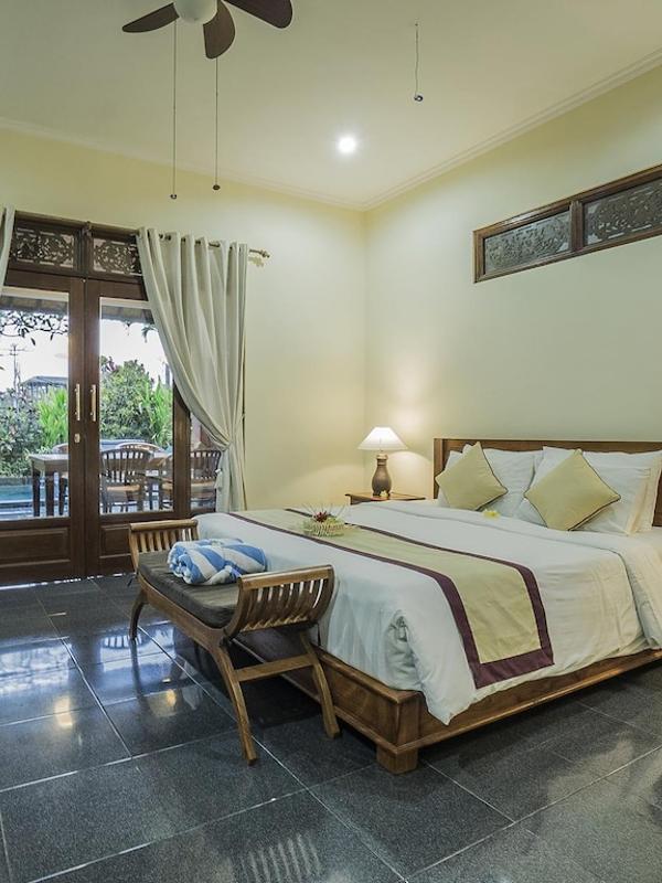 Nyoman Sandi Guest House