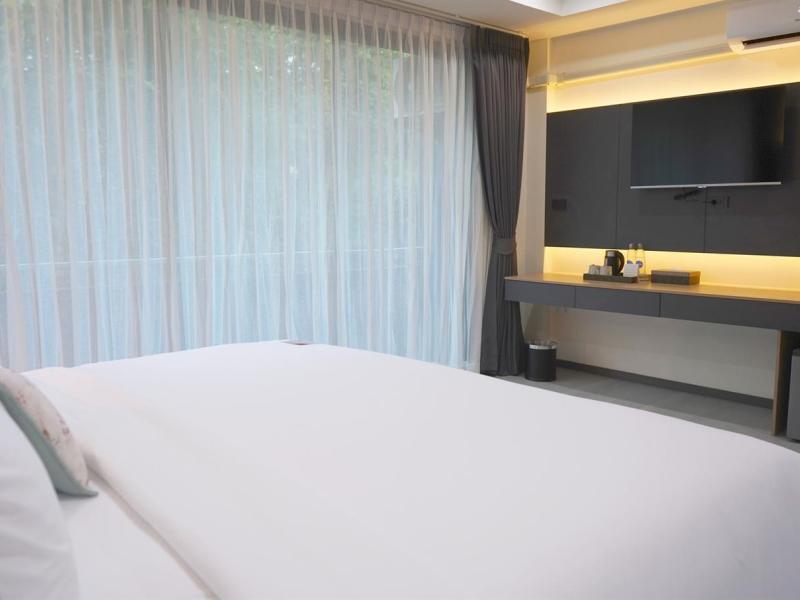 Seaside Naithon Phuket