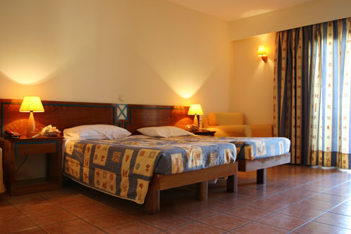 Flisvos Royal Hotel