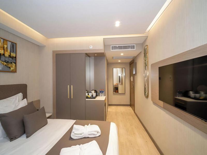 Rayelin Hotel Old Town