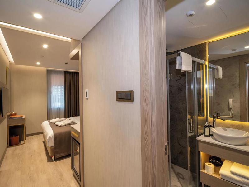 Rayelin Hotel Old Town