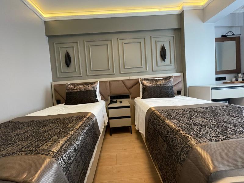 Azra Sultan Hotel
