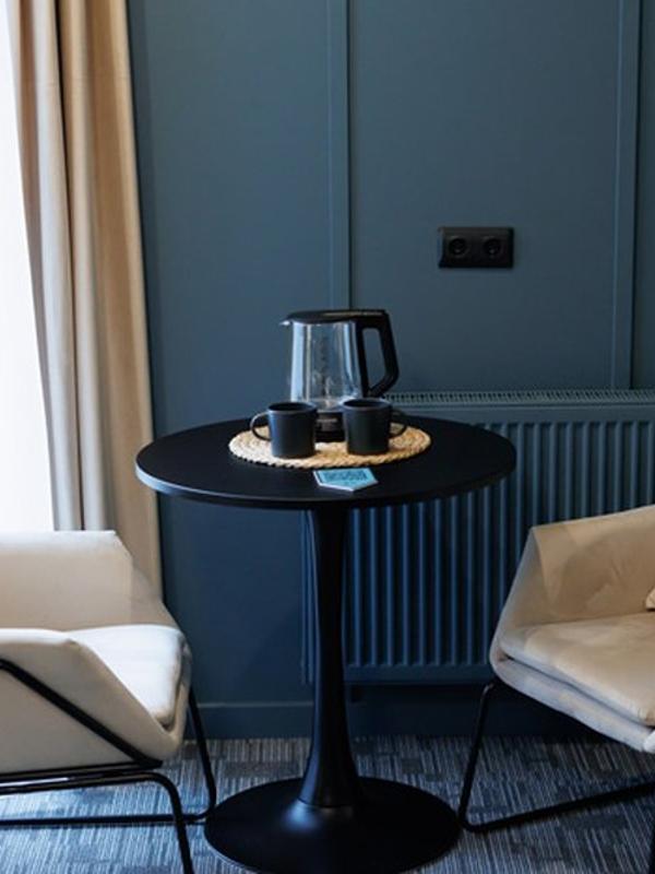 Simple Hotel В9
