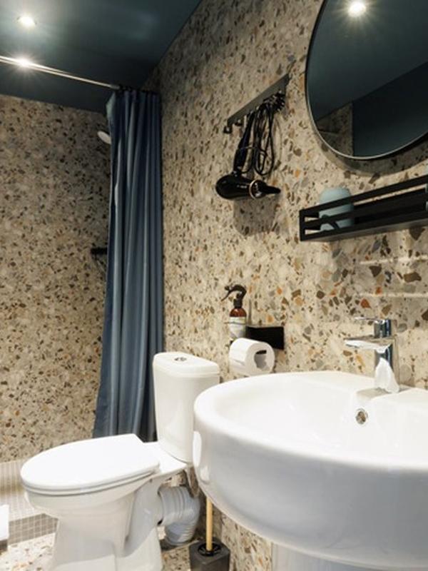 Simple Hotel В9
