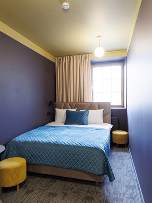 Simple Hotel В9