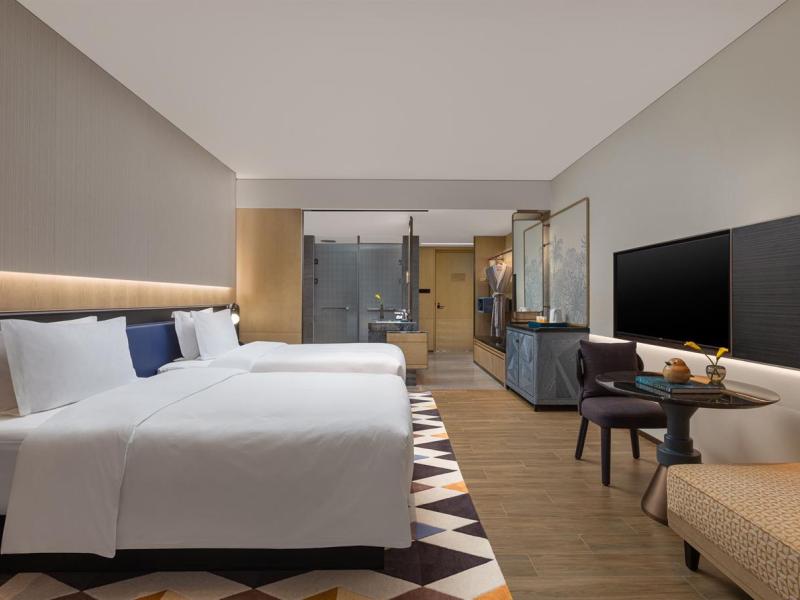 voco Sanya Dadonghai, an IHG Hotel