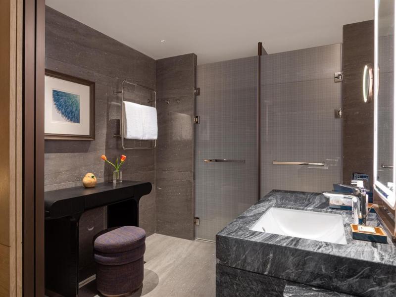 voco Sanya Dadonghai, an IHG Hotel