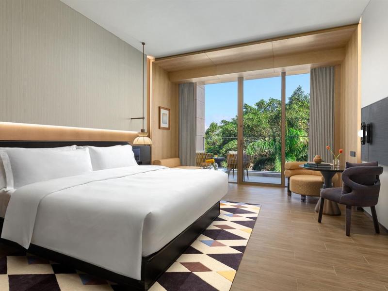 voco Sanya Dadonghai, an IHG Hotel