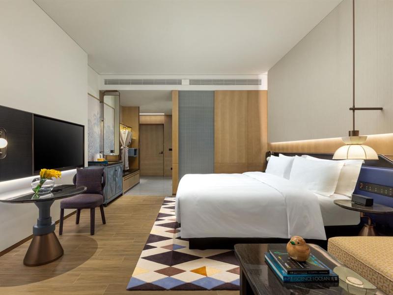 voco Sanya Dadonghai, an IHG Hotel