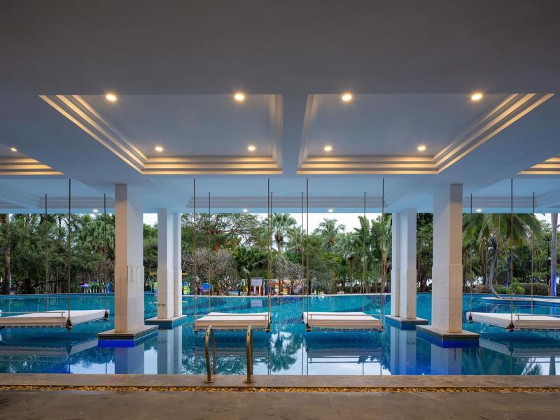 Novotel Sanya Bay Yatai