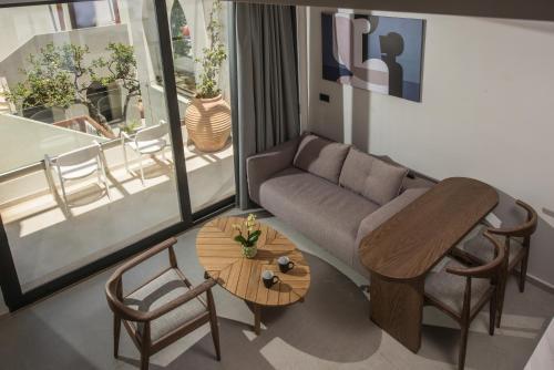 VAYA Suites by Omilos Hotels