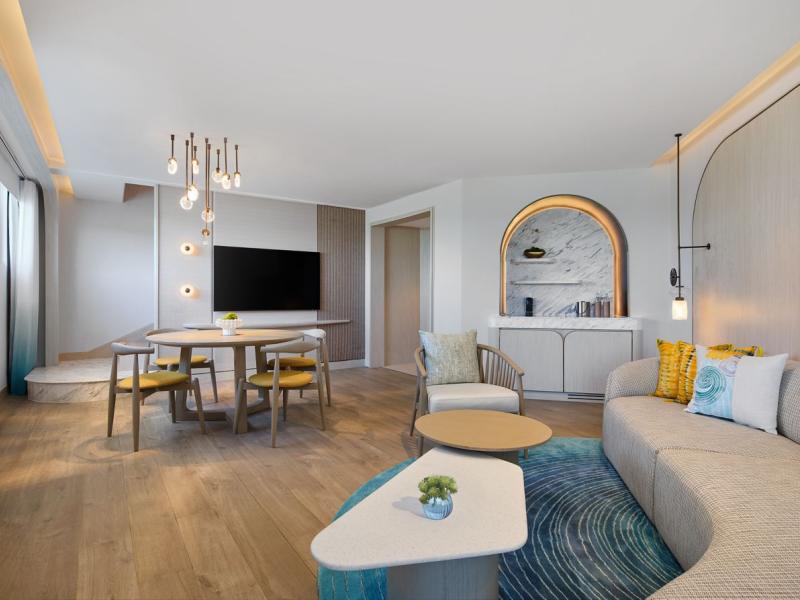 Veranda Resort Phuket Autograph Collection