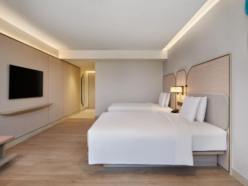 Veranda Resort Phuket Autograph Collection