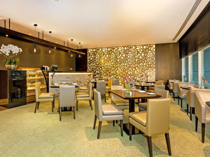 Flora Creek Deluxe Hotel Apartments