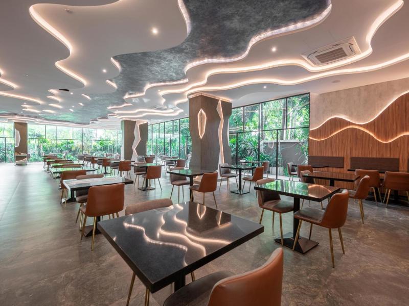 The Tj Hotel