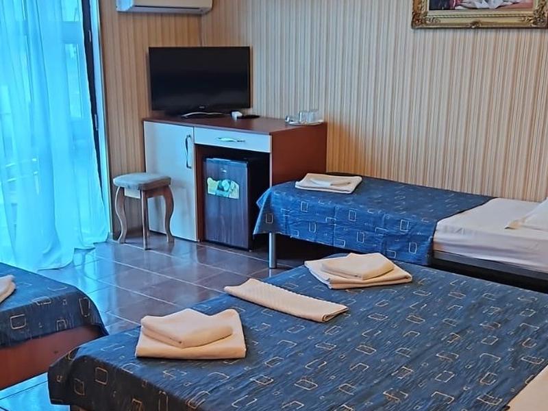 Золотая вилла Бугенвиллия