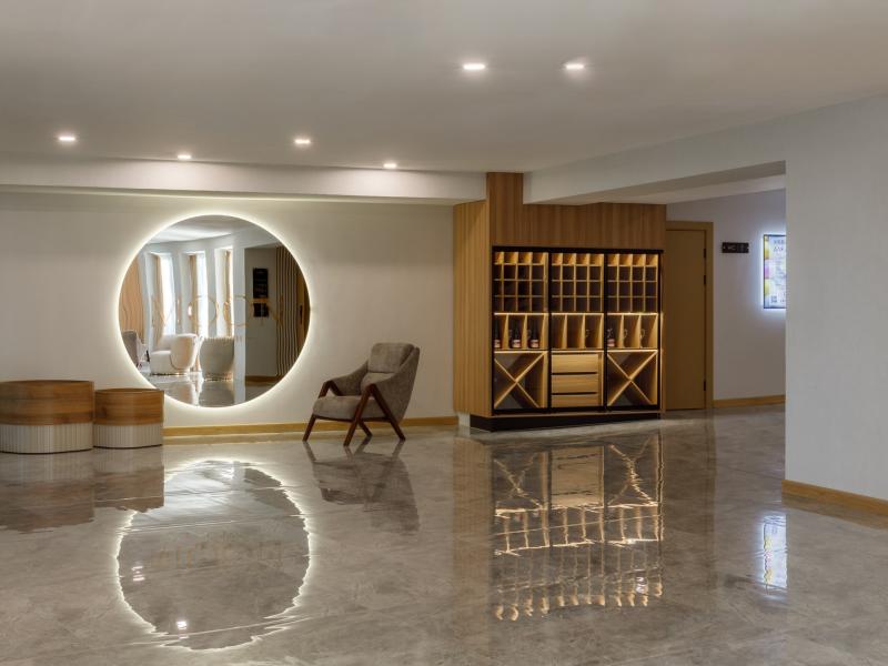 Zenith Resort Hotel & Spa