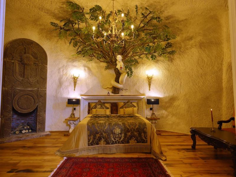 Sacred Mansion