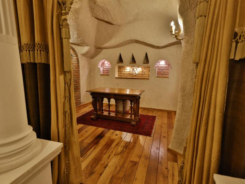 Sacred Mansion