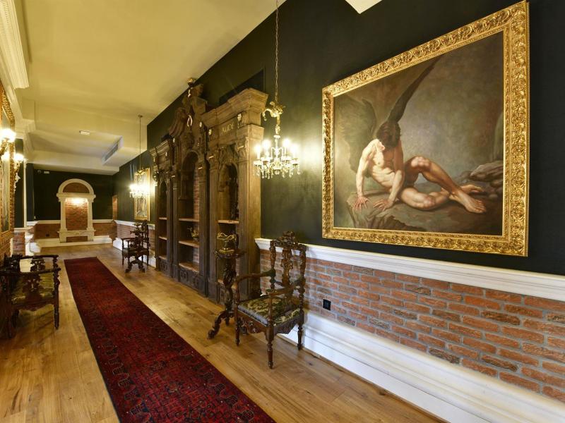 Sacred Mansion