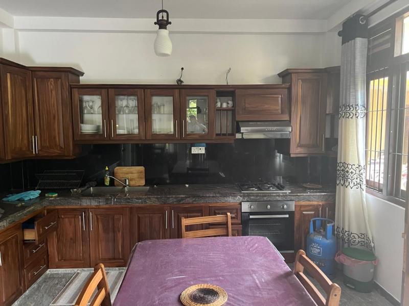 Kumara Guest House & Apartment