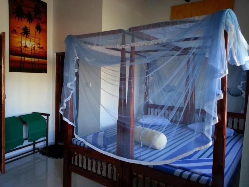 Main Reef Guest House