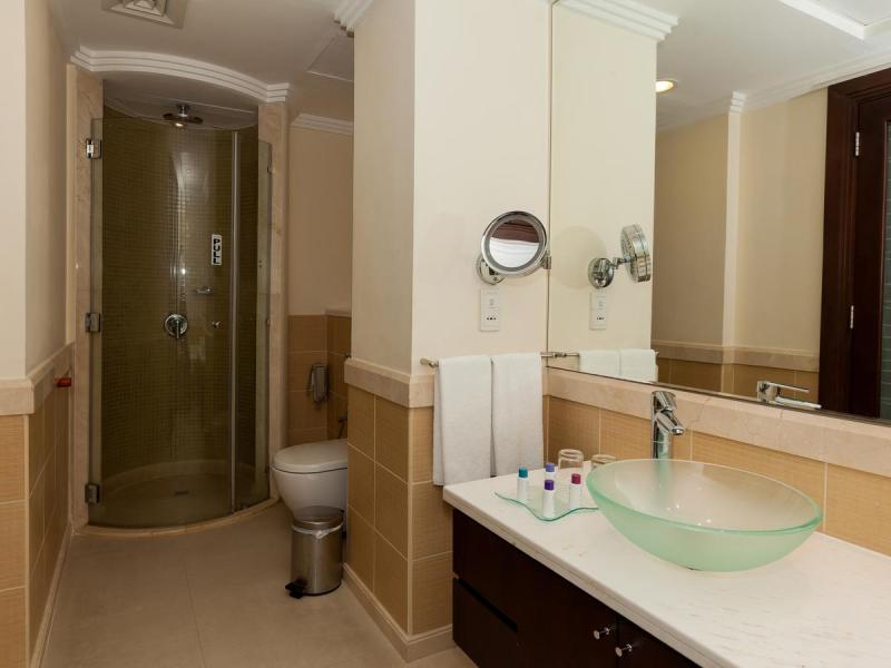 Flora Park Deluxe Hotel Apartments