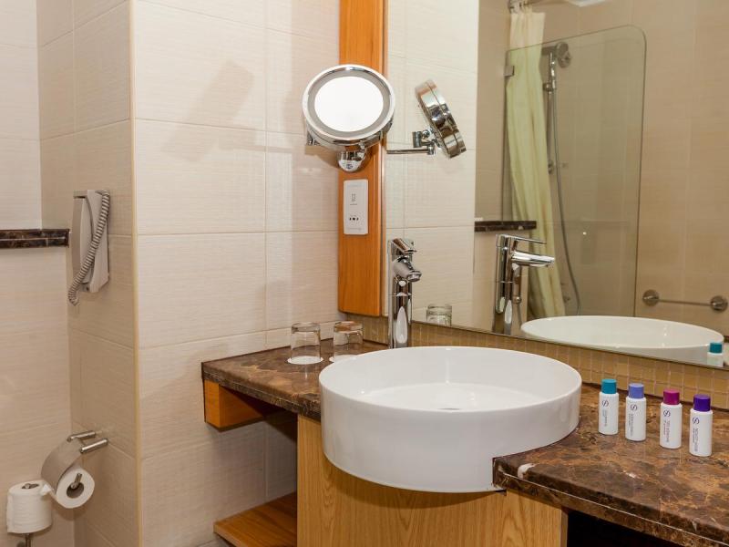 Flora Park Deluxe Hotel Apartments