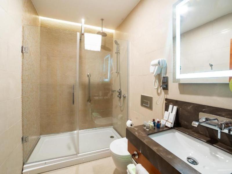 Grand Bellagio Batumi Convention & Casino