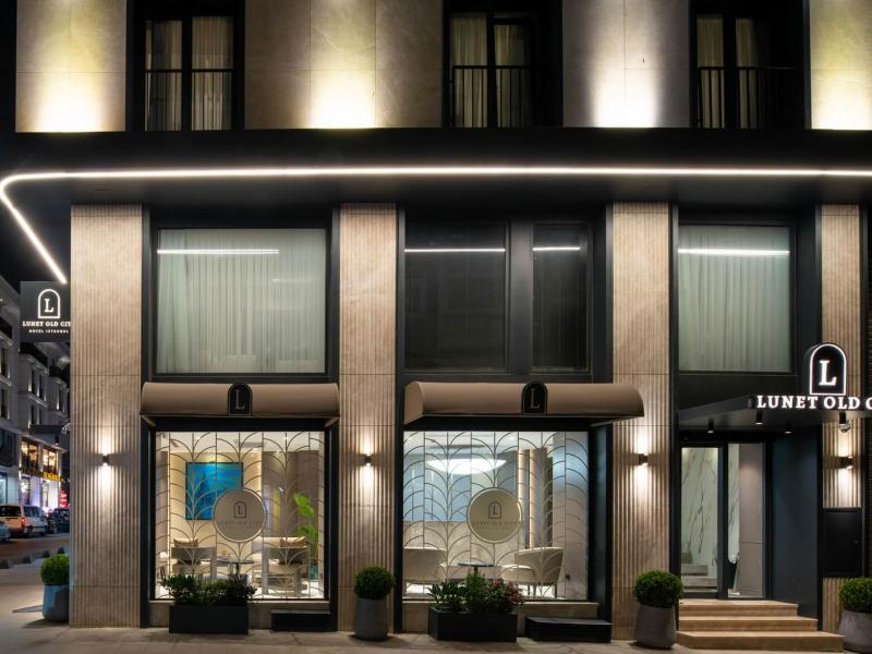 Lunet Old City Hotel