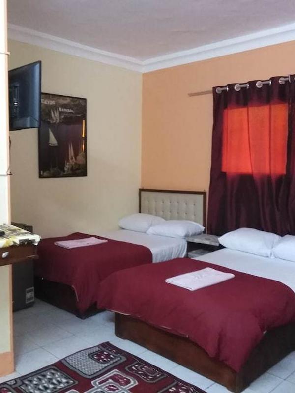 New Palace Hotel