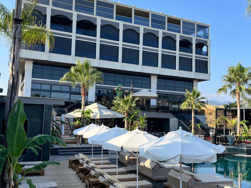 Club Robinhood Hotel