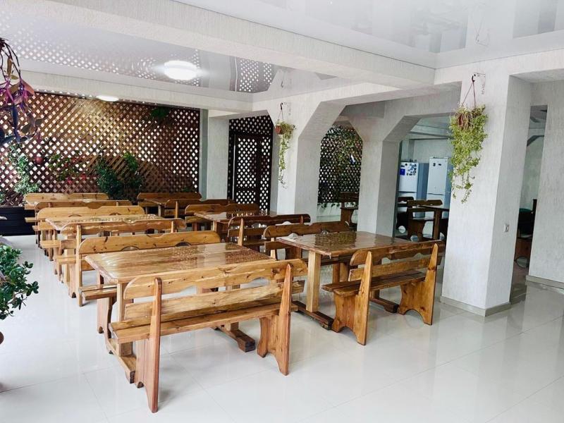 Bon Amour Inn