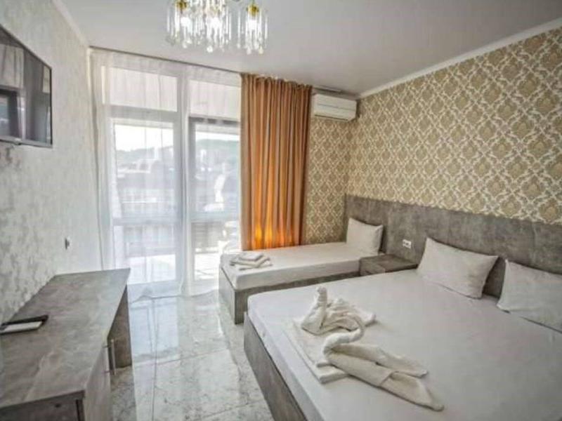 Grand Elif