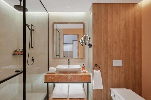 Hyatt Centric Cairo West