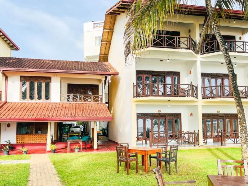 Twenty Two Swiss Residence