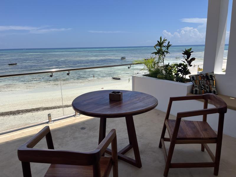 Aluna Beach Apartments