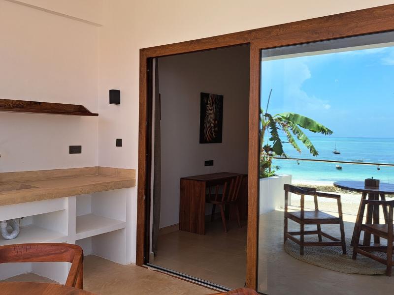 Aluna Beach Apartments