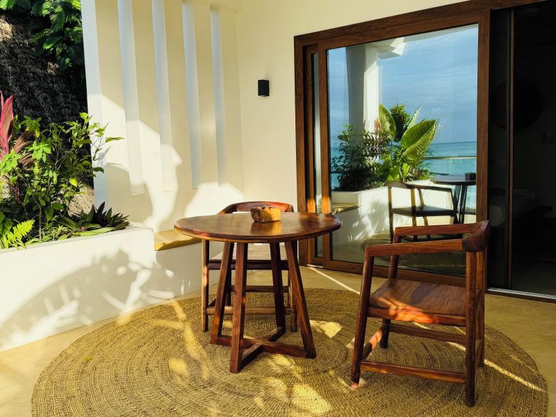 Aluna Beach Apartments