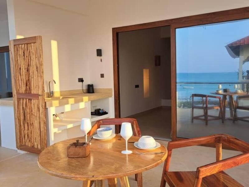 Aluna Beach Apartments