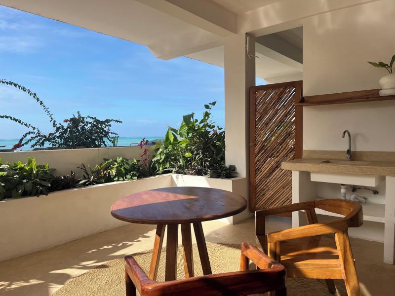 Aluna Beach Apartments
