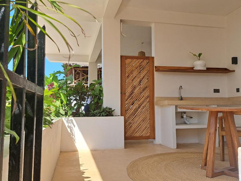 Aluna Beach Apartments