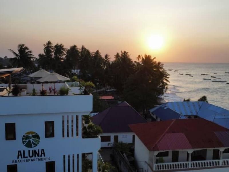 Aluna Beach Apartments