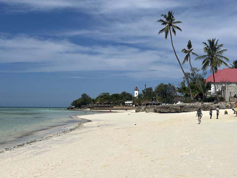 Aluna Beach Apartments
