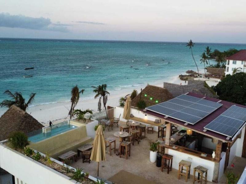 Aluna Beach Apartments